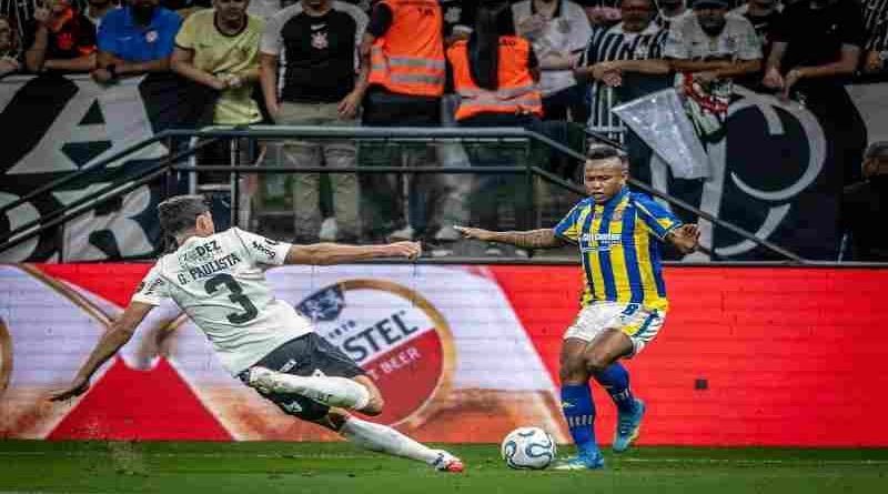 Fin del sueño copero: Central perdió con Corinthians y terminó quedando eliminado de la Libertadores