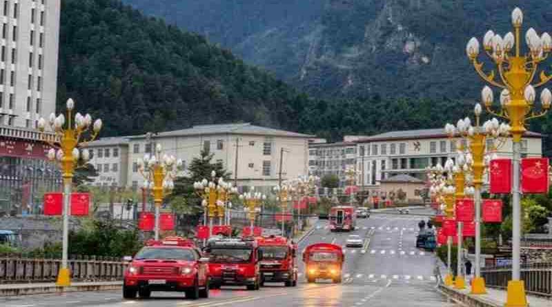 China: equipos de rescatistas buscan a más de 500 personas tras un desastre ambiental