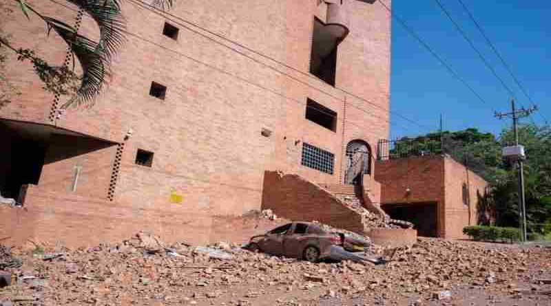 Colombia: suma 132 muertos y 570 heridos el terremoto de magnitud 7,4