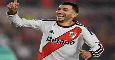 River no pudo sostener la ventaja y término empatando con Vélez 2 a 2