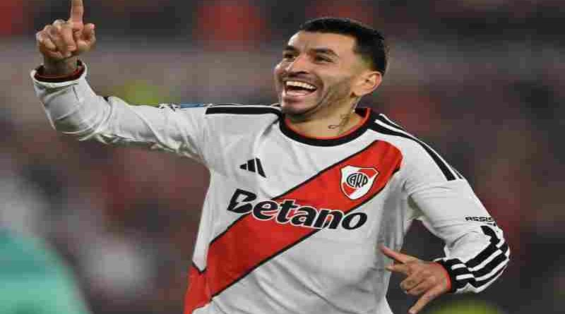 River no pudo sostener la ventaja y término empatando con Vélez 2 a 2