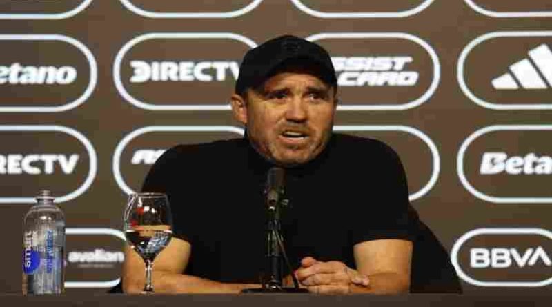Es oficial: Coudet dejó de ser el entrenador de River y lo reemplazará Ponzio de manera interina