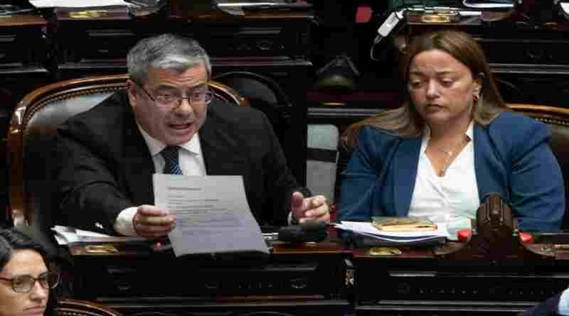Diputados: la oposición logró 133 votos y confirmó una sesión sobre endeudamiento familiar para el 9 de septiembre