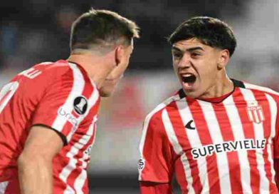 Estudiantes desaprovechó oportunidades y empató con la Universidad Católica por Copa Libertadores 2026