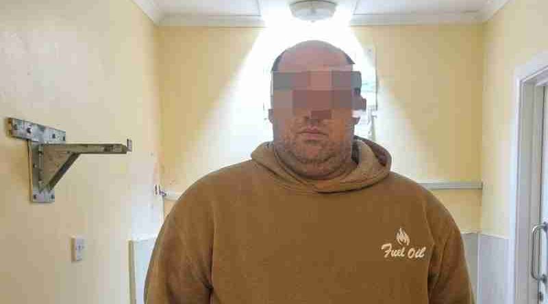 Detuvieron a un falso médico que solicitaba dinero a las familias de sus “pacientes” para supuestos tratamientos