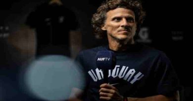 Diego Forlán fue presentado como entrenador de Uruguay