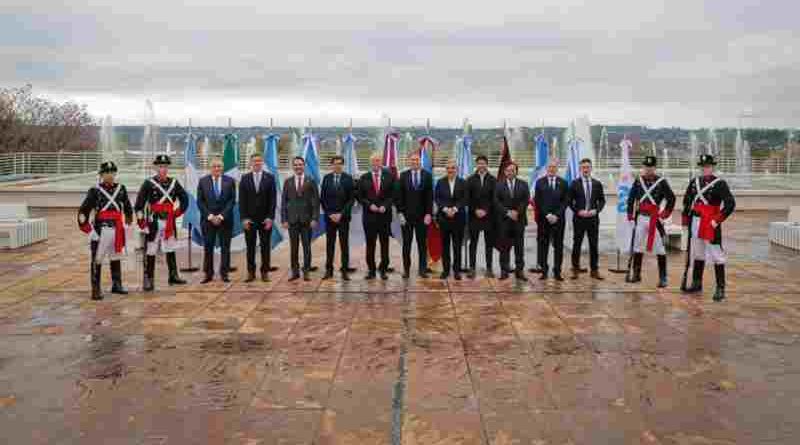 El Gobierno reúne a gobernadores del Norte Grande para buscar respuestas al planteo de las zonas cálidas