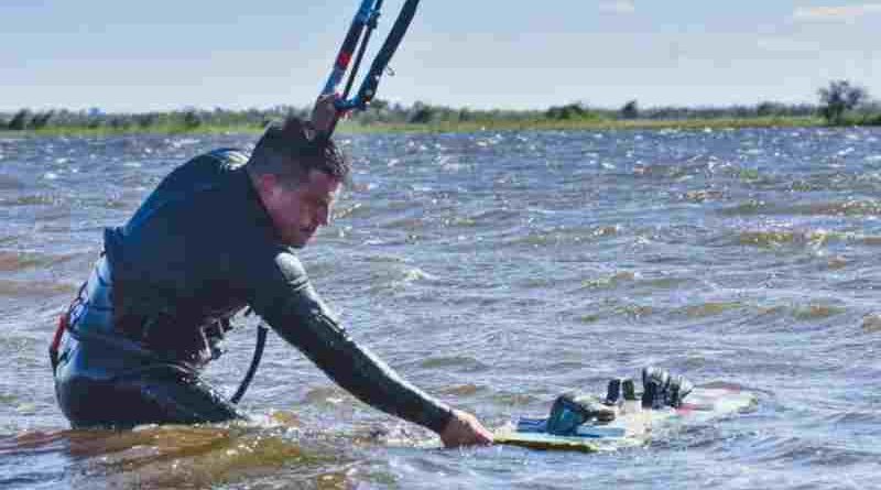 Santa Fe: murió un instructor de kitesurf en la laguna Setúbal y su novia grabó el accidente fatal