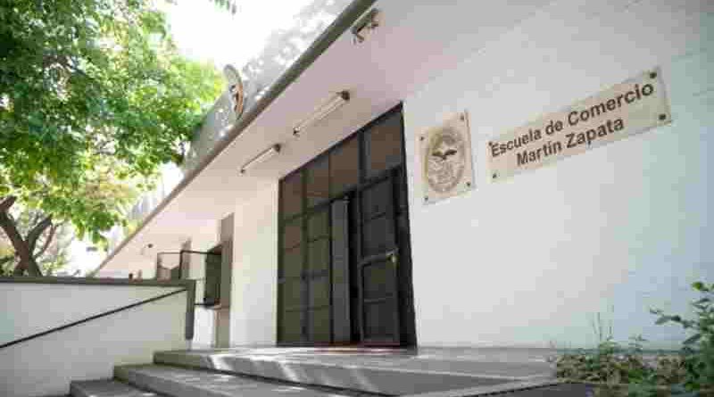 Mendoza: acusan a un profesor de proyectar imágenes de contenido sexual durante una clase