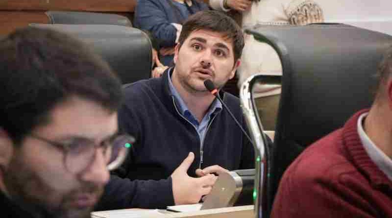 Ante la crisis comercial en el centro rosarino, el concejal Basso promueve iniciativas para reactivar la actividad