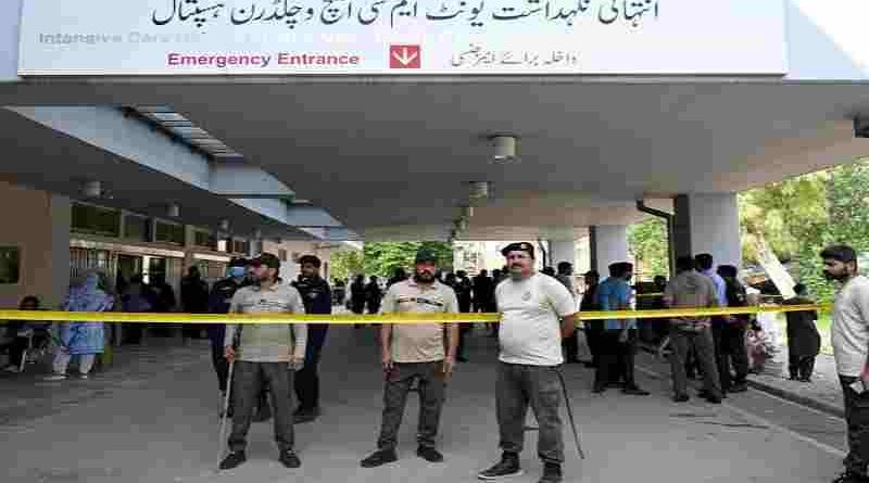 Pakistán: un incendio en un hospital de Islamabad dejó al menos 14 bebés fallecidos en la sala de ginecología