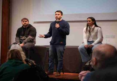El bloque peronista del Concejo debate con vecinos en torno a la carta orgánica de la ciudad: “Hay que llegar con acuerdos desde la comunidad y no desde la dirigencia política”