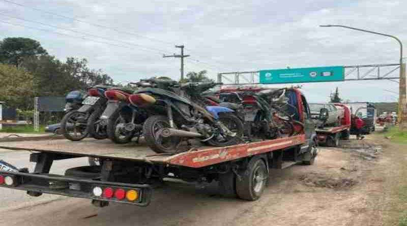 Plan de Ordenamiento: Provincia retiró vehículos abandonados de la Subcomisaría 18ª de Santa Fe