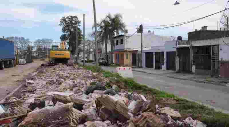 Derriban paredón del exBatallón 121 para conectar barrio La Bajada y la Villa Suramericana
