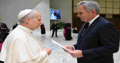 El canciller Quirno celebró la confirmación de la visita del papa León XIV a la Argentina