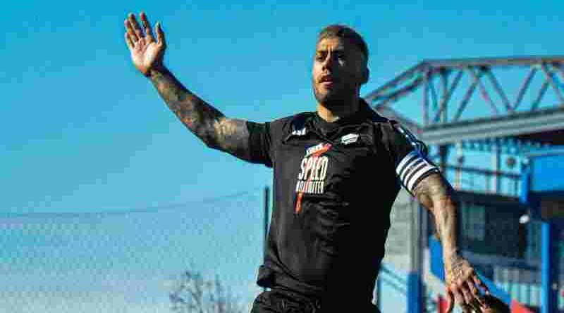 Riestra le dio otro golpe a Estudiantes y sube en la tabla