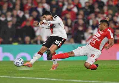 River en crisis terminal: jugó mejor pero quedó eliminado por penales en octavos de la Sudamericana