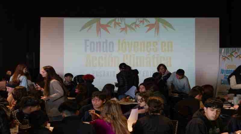 Se realizó un encuentro de trabajo con participantes del “Fondo Jóvenes en Acción Climática Rosario”
