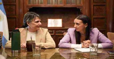 Rosario adhirió a la “Ley EMA”, para la prevención y abordaje de la violencia digital en el ámbito educativo