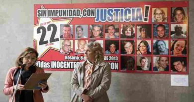 A 13 años de la tragedia de Salta 2141, Rosario recordó a las 22 víctimas de la explosión
