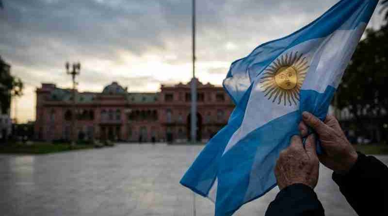 Encuesta de Zuban Córdoba: el 65% cree que la soberanía y la patria están ausentes en las decisiones del Gobierno