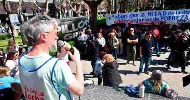 Comenzó la semana de paro en la UNR y la idea es seguir profuncizando la lucha