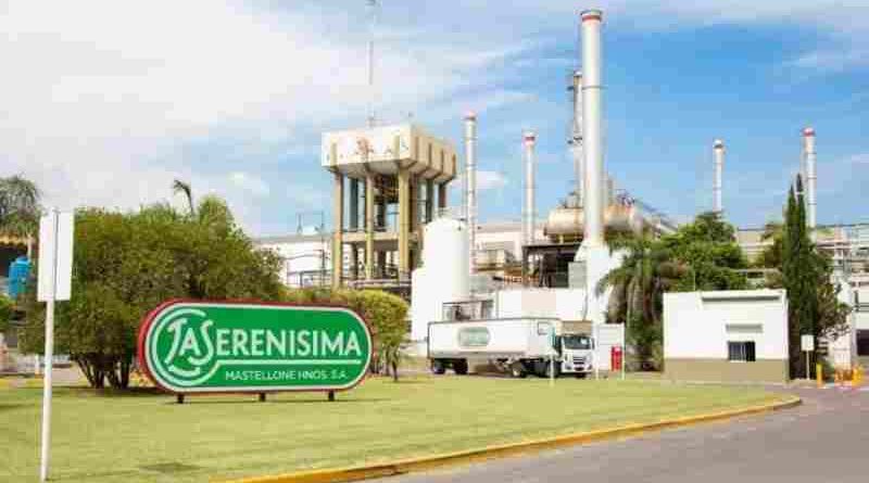 Se profunciza la crisis: líder del sector lácteo sufrió una baja del 10% en sus ventas