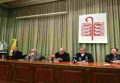 Conferencia Episcopal Argentina: la Iglesia pidió “evitar poner a León XIV en uno u otro lado de la grieta”
