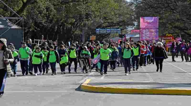Juegos Suramericanos: más de 16.000 estudiantes le dieron un marco imponente al Parque de la Independencia