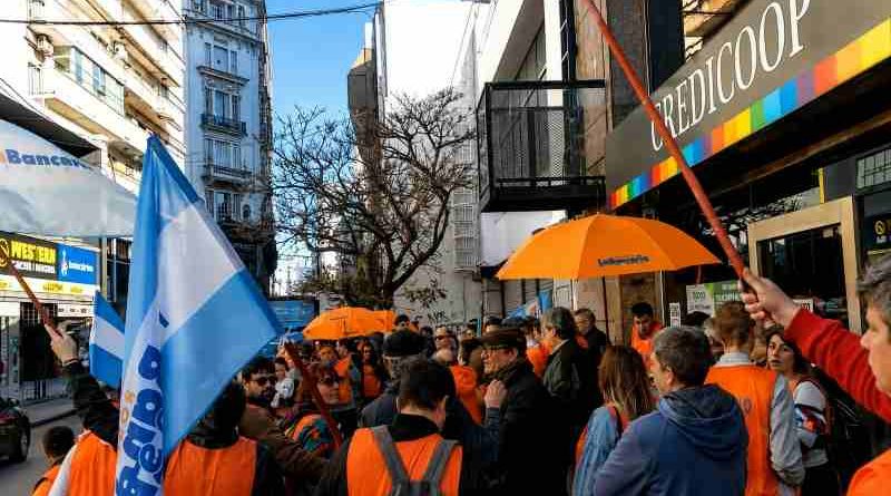 Tras la conciliación obligatoria por un despido en el Banco Credicoop, La Bancaria Rosario exige “reincorporación ya”