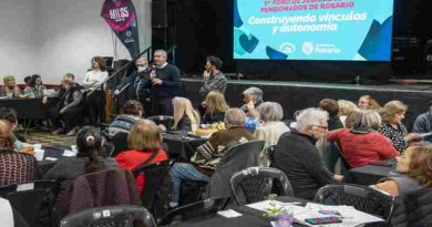 El municipio impulsó un foro para fortalecer la autonomía y los vínculos de las personas mayores