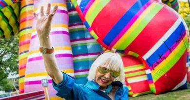 Marta Minujín inaugura su nueva obra “Escultura de los deseos”