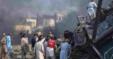 Pakistán: Atentado contra una mezquita dejó como saldo al menos 21 muertos y más de 100 heridos