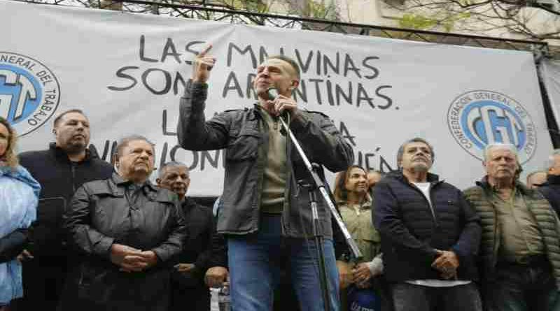 La CGT marchó en “defensa de la industria nacional” con duras críticas al Gobierno