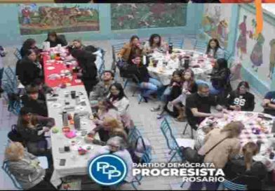 El PDP organizó un “Té Bingo” para ayudar a alumnos de la escuela “Juan Arzeno” para cumplir el sueño del “viaje de estudios”