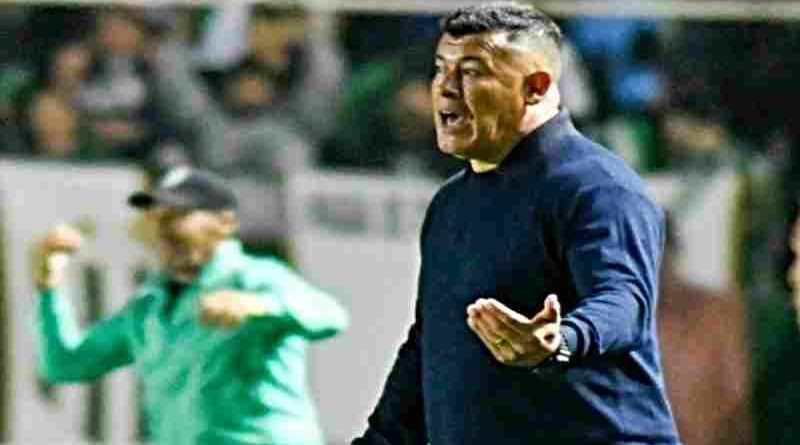 Jorge Almirón tras la igualdad: “Fue un partido duro, sobre todo el primer tiempo”