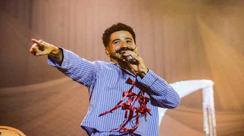 Camilo conquistó Rosario con una noche de romance, cumbia y comunión con su público