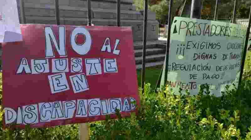 Convocan a marchar en Rosario para exigir la prórroga de la “Ley de Emergencia” y rechazar el nuevo “proyecto del gobierno de Milei”