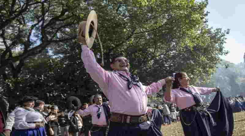 Rosario celebra la séptima edición de la Fiesta Chamamecera