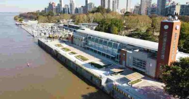 La provincia presentó la nueva temporada de cruces a la isla y paseos por el Paraná desde La Fluvial