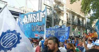“Debemos salir todos juntos a la calle”: Miguel Vivas anunció un paro y movilización regional de la CGT Rosario