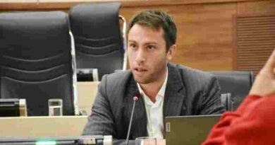 El edil Mariano Romero se quejó por el nuevo aumento del boleto en el transporte público  