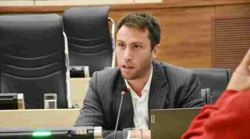 El edil Mariano Romero se quejó por el nuevo aumento del boleto en el transporte público  