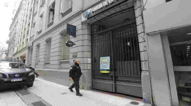 “No hay heridos, serán todos trasladados”: el ministro de Seguridad porteño sobre el motín en una comisaría de microcentro
