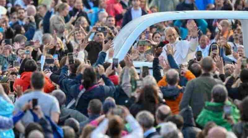 El Papa León XIV dirigió la audiencia general en la plaza de San Pedro