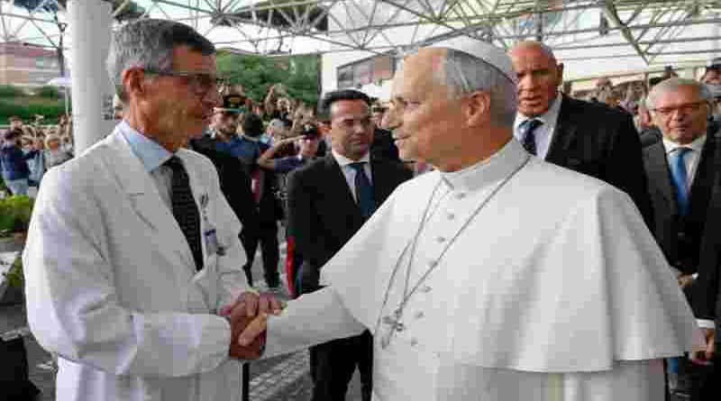 “No hay motivos clínicos para que no se pueda realizar el viaje a Sudamérica”, consideró el cirujano del papa León XIV