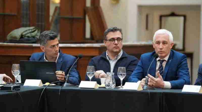 Santa Fe acompaña la primera ExpoSeguridad Rosario para “mostrar lo que venimos cambiando entre todos”