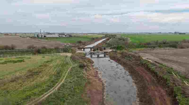 Mejor preparados ante “El Niño”: el gobierno provincial encara los últimos trabajos para limpiar el Arroyo San Lorenzo