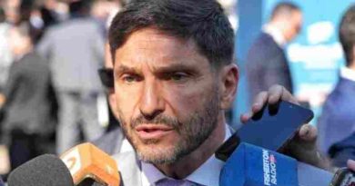 Pullaro ubicó a Bolsonaro como “presidente legítimo” del país vecino y salió del “furcio” apelando a la UCR