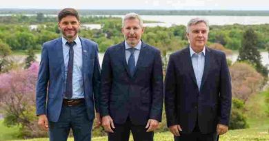 Pullaro propuso que “Argentina se parezca mucho más a la Región Centro” para lograr crecimiento económico y generación de empleo
